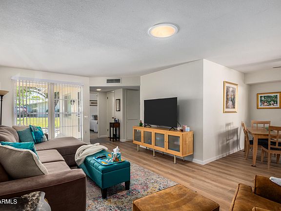 5th image of 10515 W PALMERAS Drive