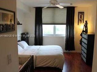 2665 SW 37th Ave APT 605, Miami, FL 33133