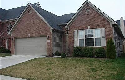 2nd image of 3960 Sweetspire Dr