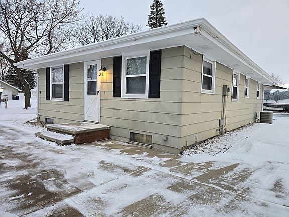 2nd image of 1401 Biscayne Dr