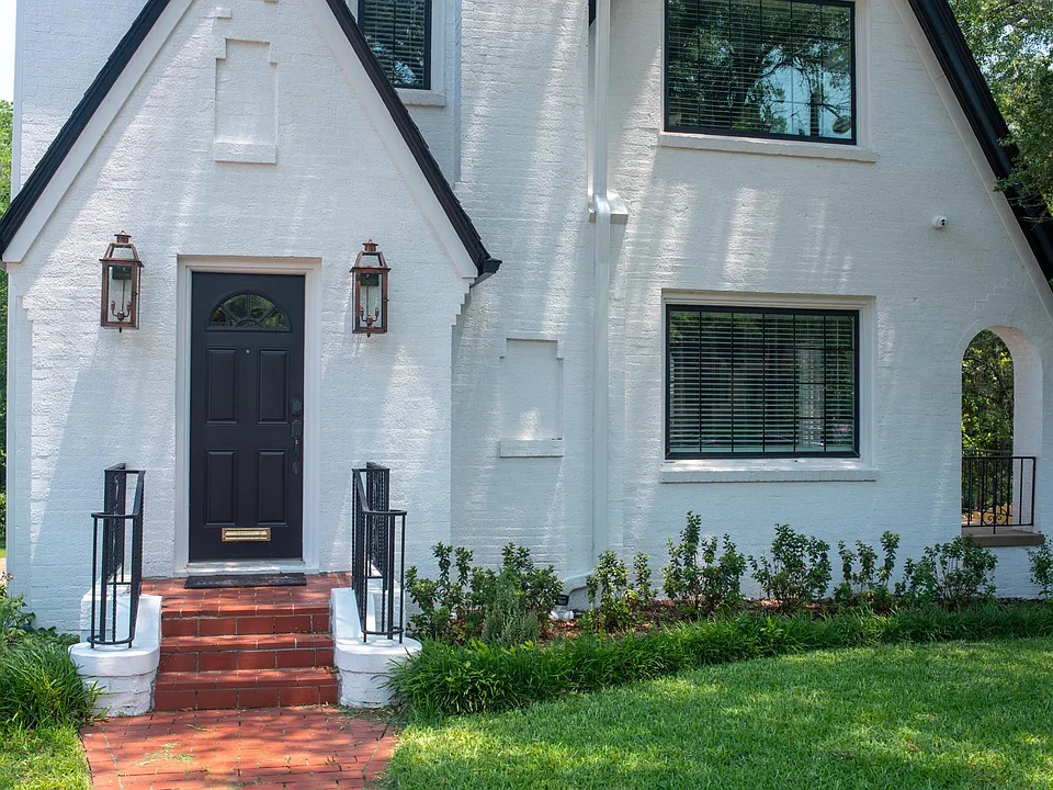 434 S Vine Ave