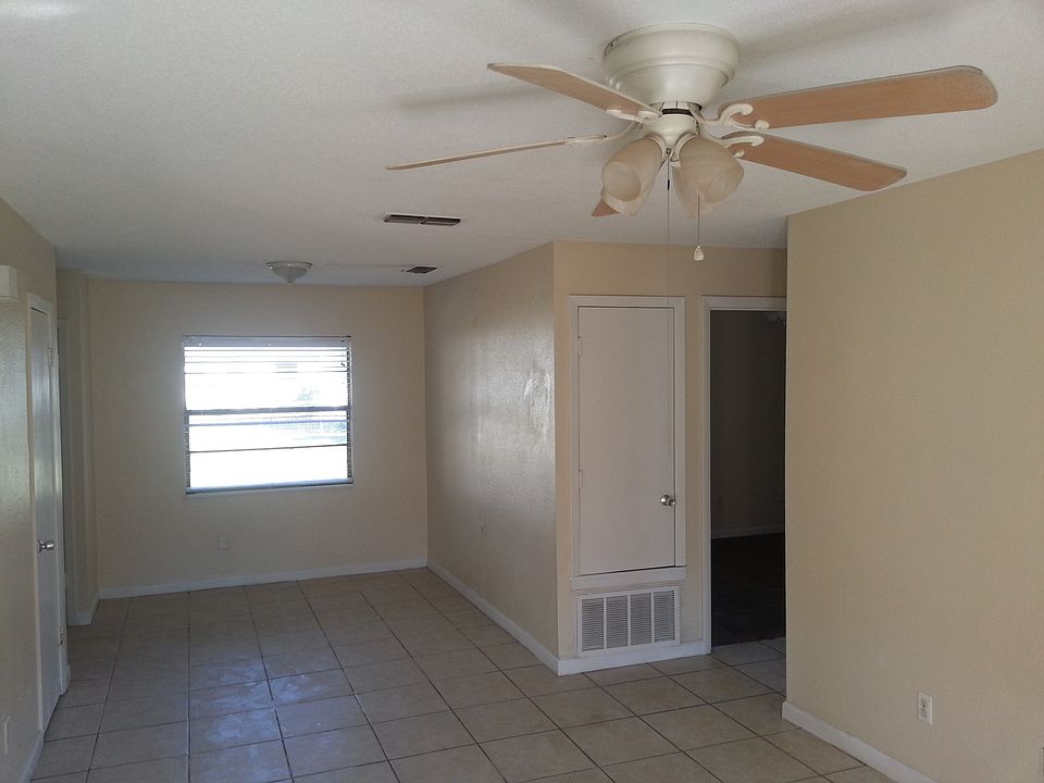 Newly Updated Interior