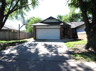 114 S Lark Ln, Wichita, KS 67209