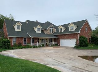 3308 Willow Lake Ln, Enid, OK 73703