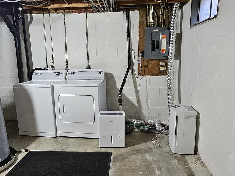 1001 Syracuse Ln — Photo 22