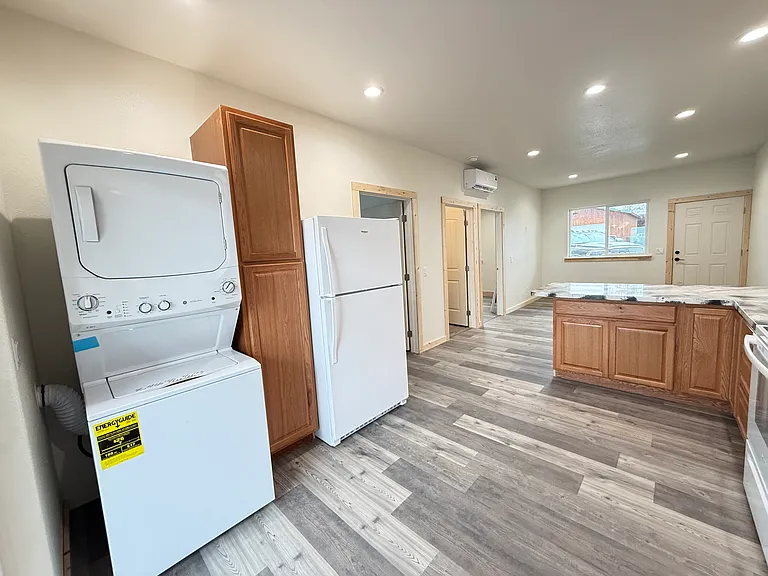 324 Weippe Ave #A — Photo 6