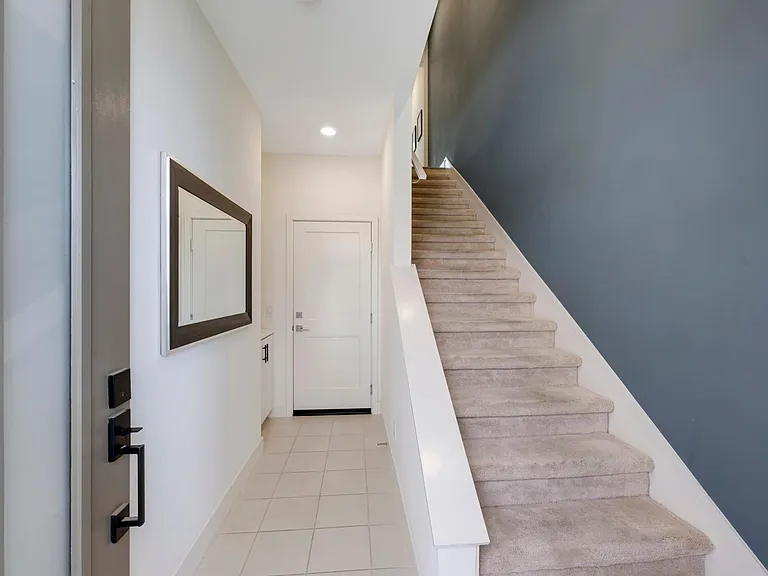 987 E Mason Ln #130 — Photo 9