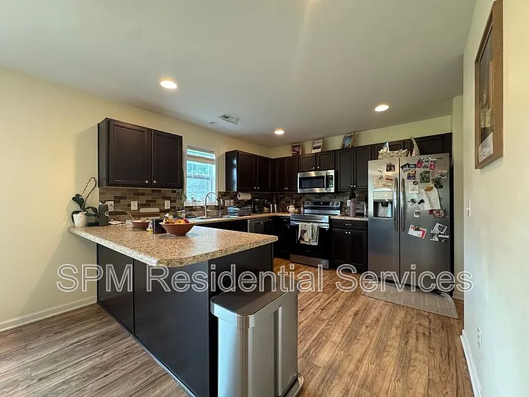 437 Lady Bug Ln — Photo 6