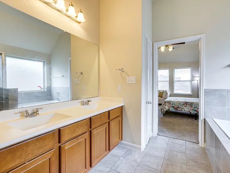 15015 Winter Valley Ct — Photo 21