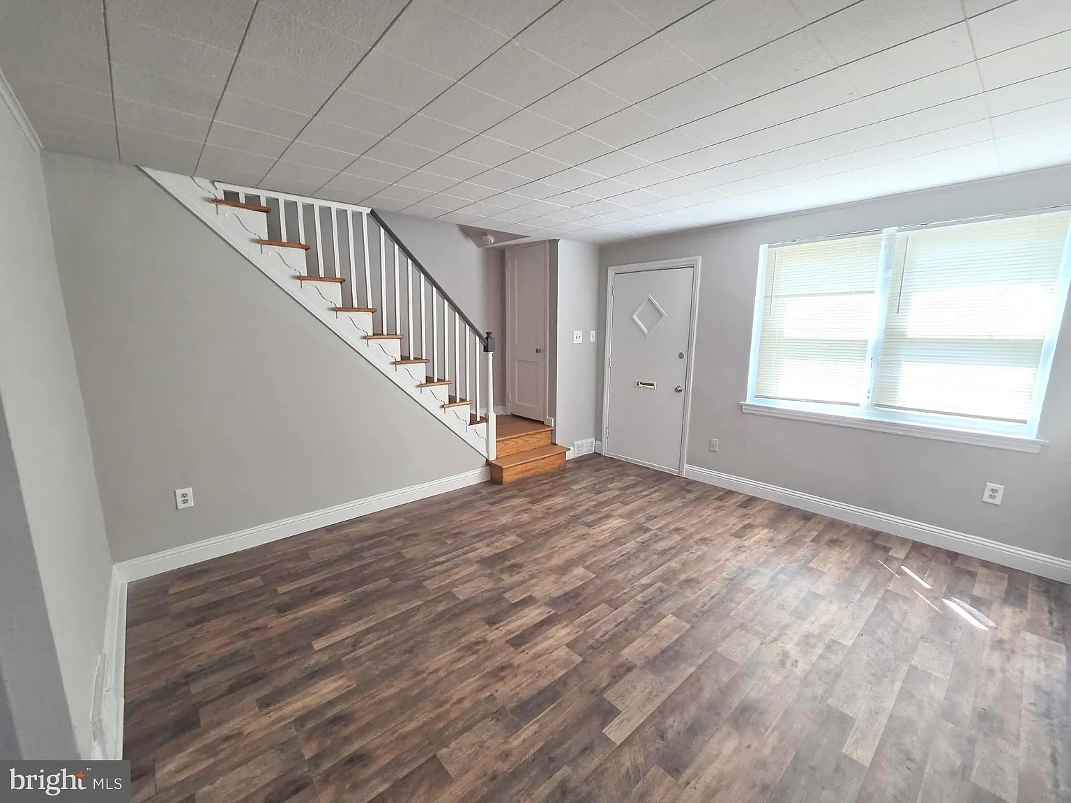 2 bed, 832 sqft, $1,600 — Photo 3