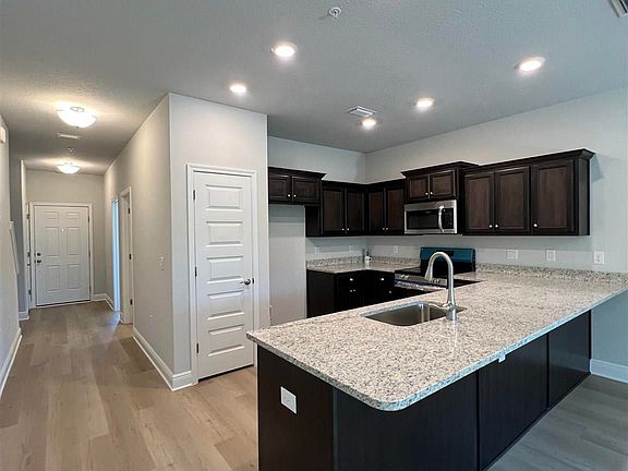 2nd image of 5515 Lexlee Blvd #17C