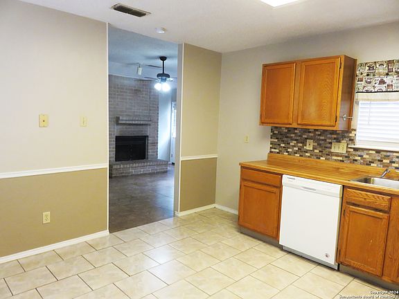 5th image of 6218 CANDLEWICK CT