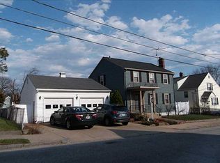 25 King Philip St, Providence, RI 02909