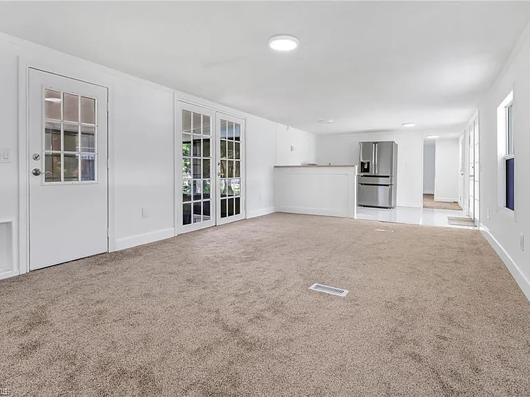 120 Grassy Key Ln #38 — Photo 6