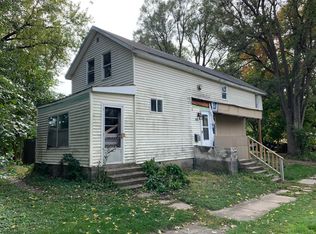 614 10th St, Boone, IA 50036