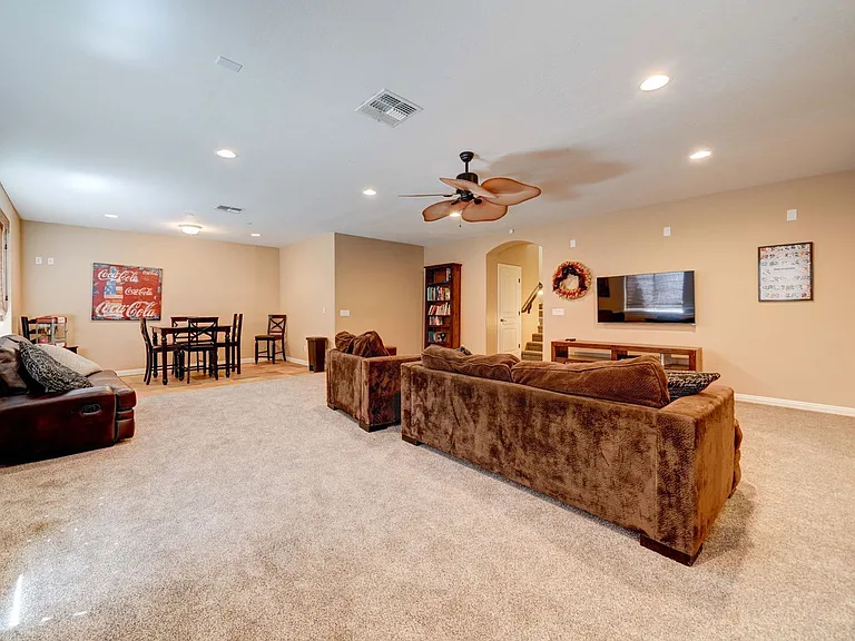 4221 S Danyell Dr — Photo 38