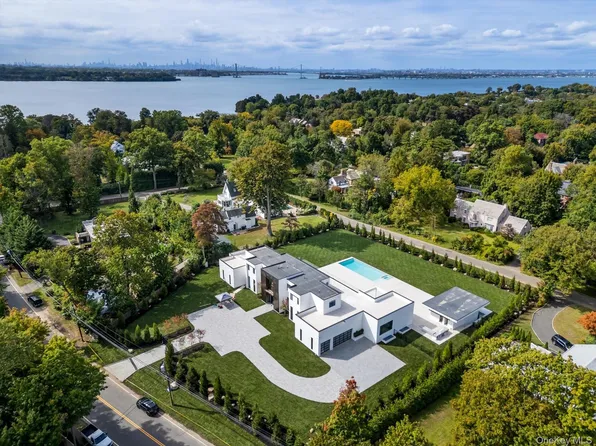 355A E Shore Road, Great Neck, NY 11023