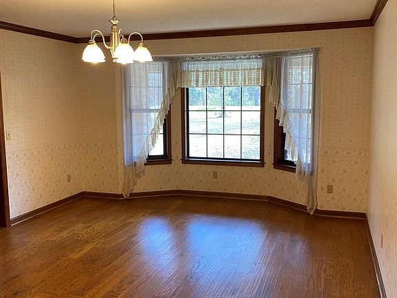 4th image of 3007 Mimosa Dr