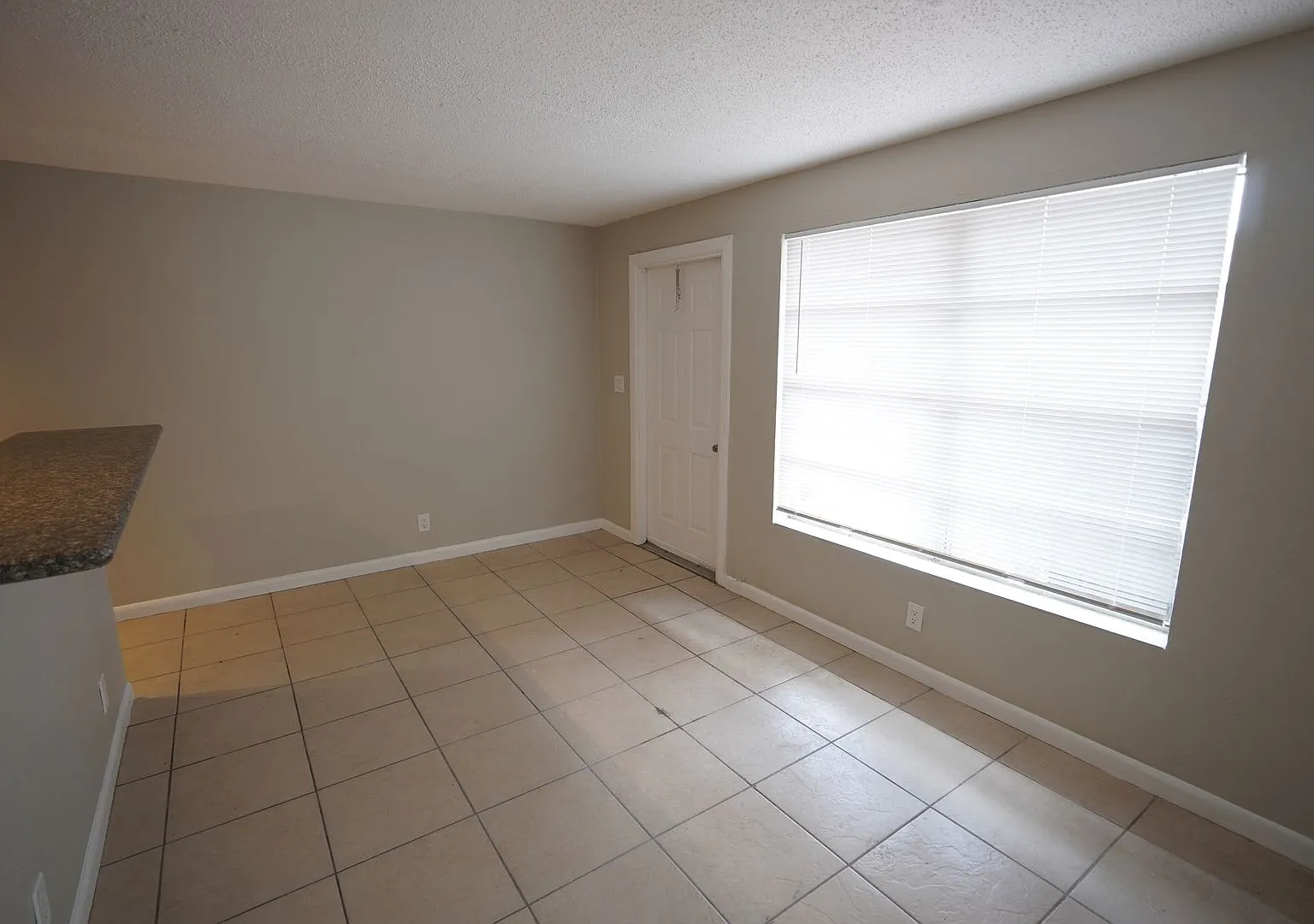 1142 NE 3rd Ave — Photo 4