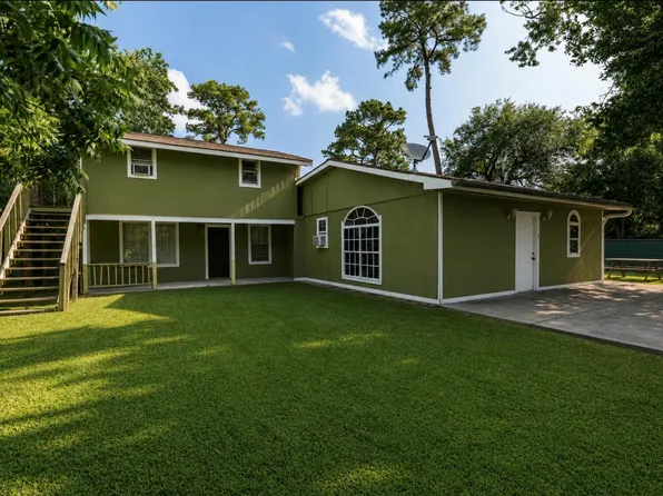 11130 Forrest Valley Dr, Houston, TX 77065