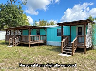 107 WINCHESTER Avenue, Interlachen, FL 32148