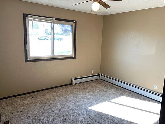 4th image of 1807 E Capitol Ave APT 4