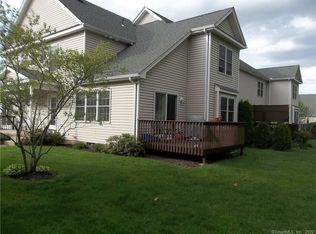 9 Reggie Way E #F, Broad Brook, CT 06016