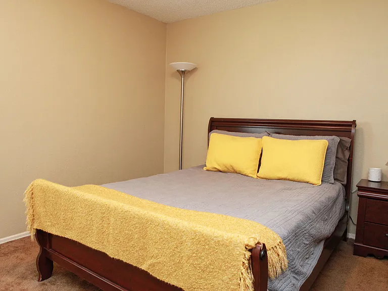 1404 S Troost Ave #102 — Photo 7