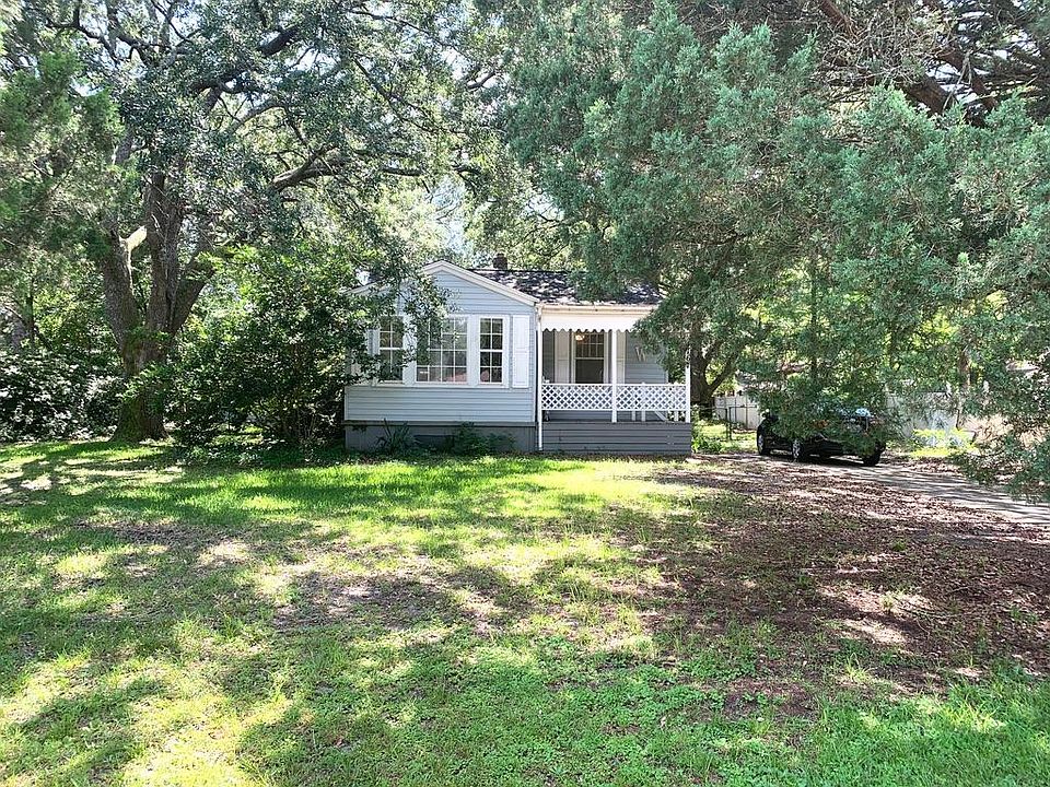 1st image of 4761 Yardley Dr