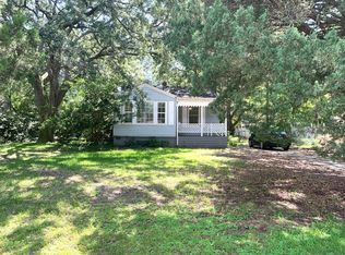 4761 Yardley Dr, North Charleston, SC 29405