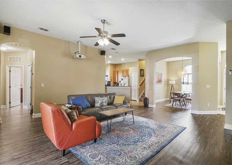 1st image of 3227 Wandering Oaks Dr