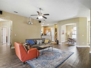 3227 Wandering Oaks Dr, Orange Park, FL 32065
