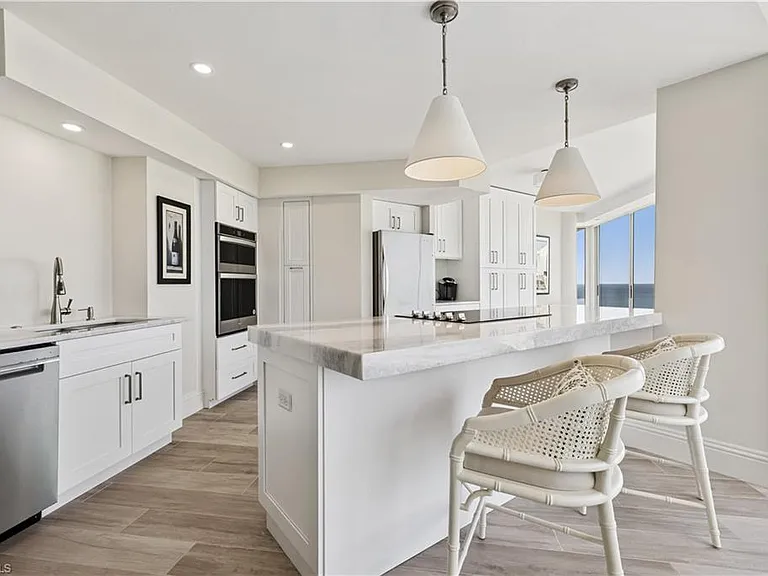 4041 Gulf Shore Blvd N #1805 — Photo 5