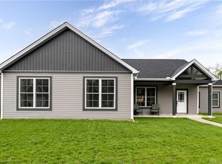 601 Colony Trl, New Carlisle, OH 45344