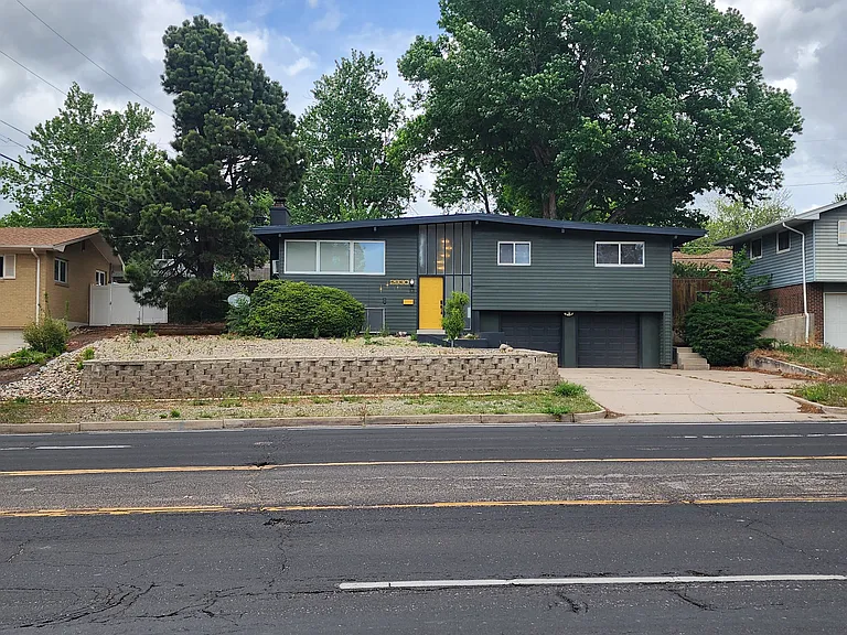 2930 Maizeland Rd — Photo 1