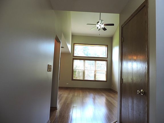 5th image of 1523 Brittania Way