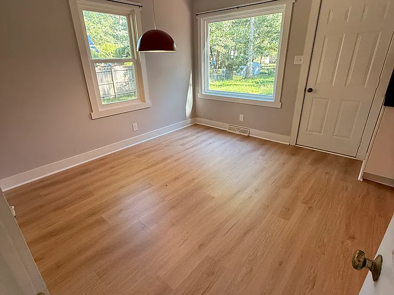 14213 Aldengate Rd — Photo 17