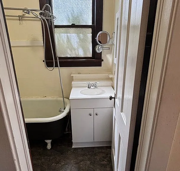 103 Ruxton Ave #C — Photo 17
