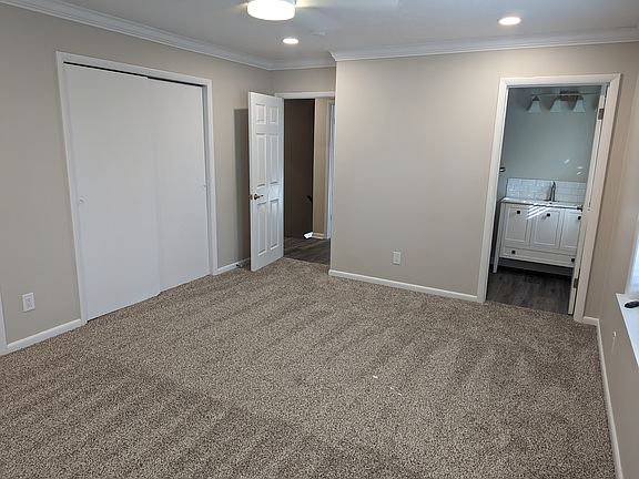 3rd image of 135 Quail Run