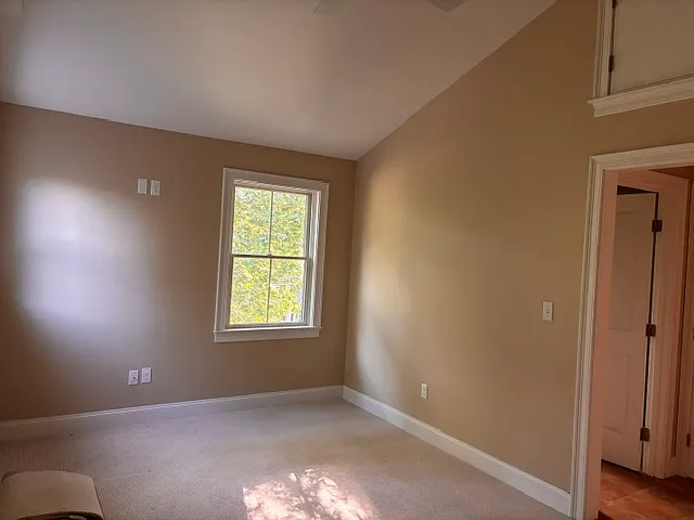 1 bed, 1000 sqft, $2,000 — Photo 3