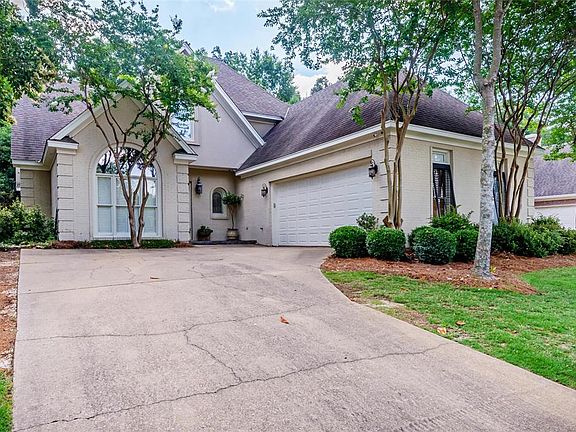 2nd image of 9807 Bent Brook Dr