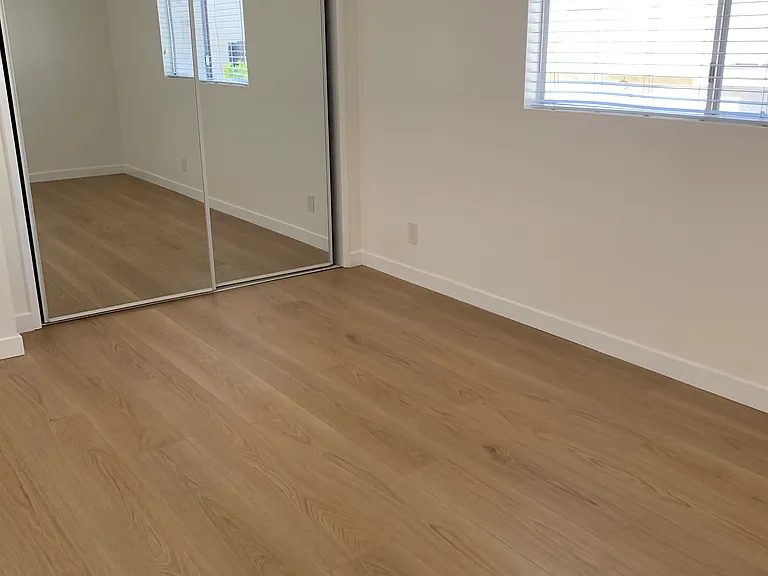 1909 Carnegie Ln — Photo 14