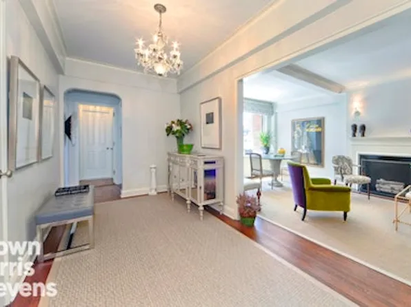 1150 Park Avenue 8B image 2 of 5