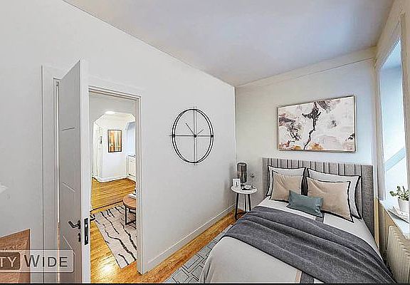 2nd image of 302 E 49th St APT 3W