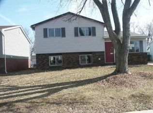 3530 Meadow Valley St, Columbus, OH 43207