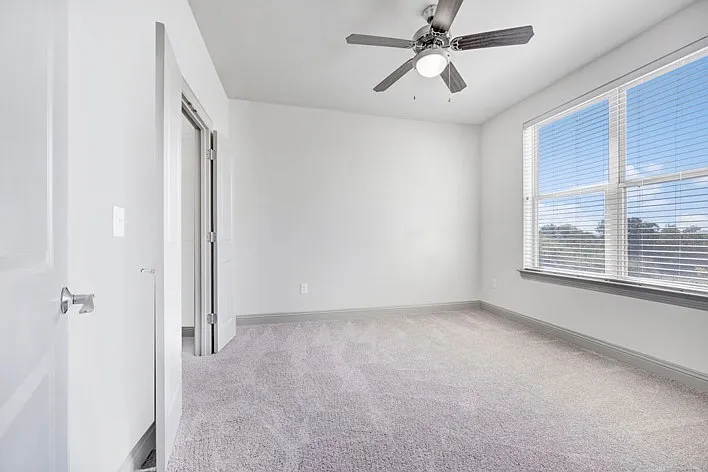 Oaks of Kyle Apartments — Photo 44