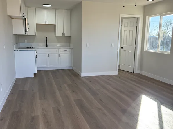 1116 7th St #1/2, Calimesa, CA 92320