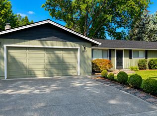 1293 Ruskin Dr, Medford, OR 97504