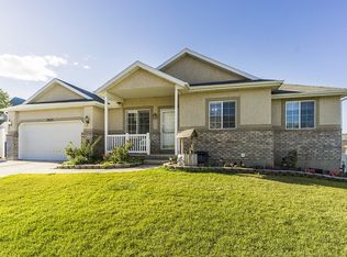 5824 W First Light Cir, Herriman, UT 84096