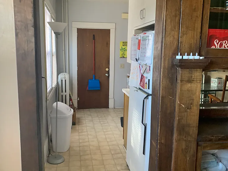 818 University Ave SE #102 — Photo 9